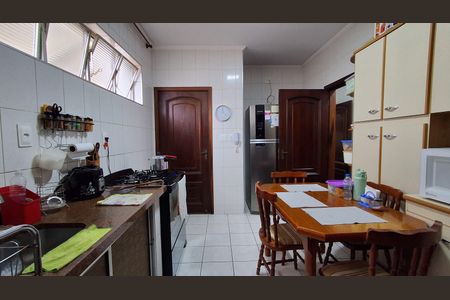 Apartamento à venda com 110m², 3 quartos e 2 vagasCozinha 