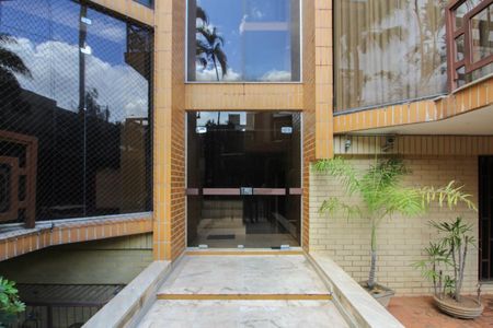 Apartamento para alugar com 155m², 3 quartos e 2 vagasEntrada