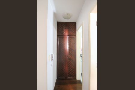 Apartamento para alugar com 155m², 3 quartos e 2 vagasCorredor