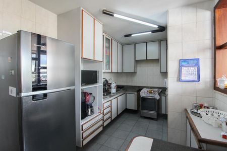 Apartamento para alugar com 155m², 3 quartos e 2 vagasCozinha
