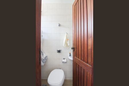 Apartamento para alugar com 155m², 3 quartos e 2 vagasBanheiro de Serviço