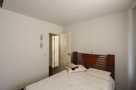 Apartamento para alugar com 155m², 3 quartos e 2 vagasQuarto 2