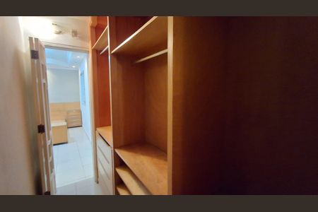 Apartamento à venda com 161m², 3 quartos e 2 vagasCloset 
