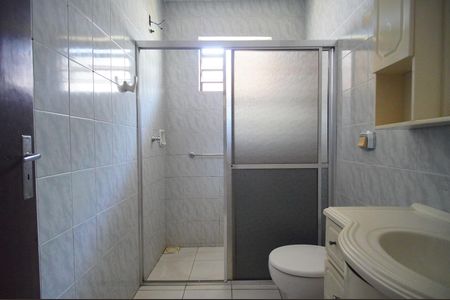 Casa para alugar com 100m², 2 quartos e 1 vagaBanheiro 