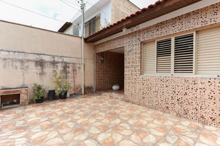 Casa à venda com 132m², 2 quartos e 1 vagaGaragem