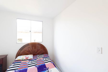 Quarto 2 de apartamento para alugar com 2 quartos, 44m² em Paciência, Rio de Janeiro