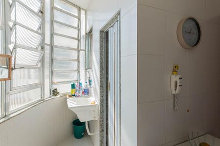 Apartamento à venda com 75m², 2 quartos e 1 vagaÁrea de Serviço