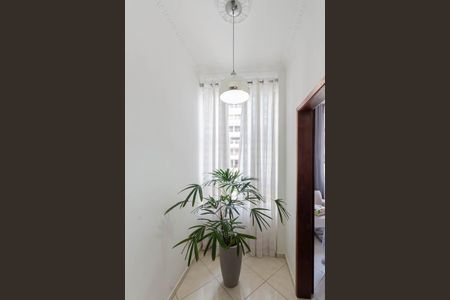 Apartamento à venda com 75m², 2 quartos e 1 vagaSala