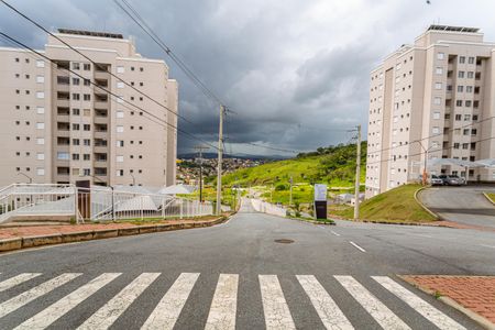 Apartamento para alugar com 70m², 3 quartos e 1 vagaÁrea Comum - Área Verde
