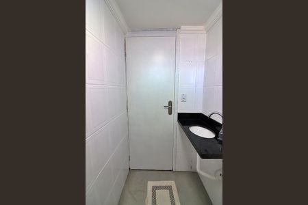 Apartamento à venda com 43m², 2 quartos e 1 vagaBanheiro Social
