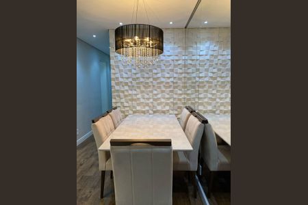 Apartamento à venda com 52m², 2 quartos e 1 vagaSala de jantar