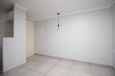 Sala de kitnet/studio para alugar com 1 quarto, 32m² em Qd 301, Brasília