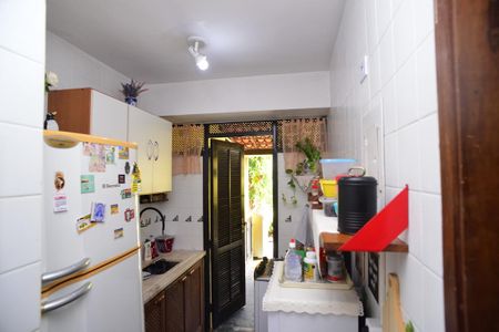 Casa de condomínio à venda com 135m², 2 quartos e 2 vagas Casa de condomínio à venda com 135m², 2 quartos e 2 vagasCozinha