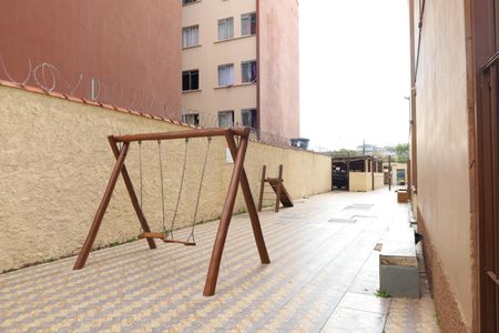 Apartamento para alugar com 56m², 2 quartos e sem vagaÁrea comum - Playground