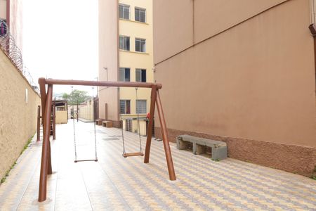 Apartamento para alugar com 56m², 2 quartos e sem vagaÁrea comum - Playground