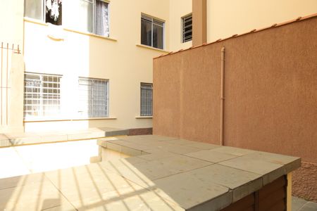 Apartamento para alugar com 56m², 2 quartos e sem vagaÁrea comum