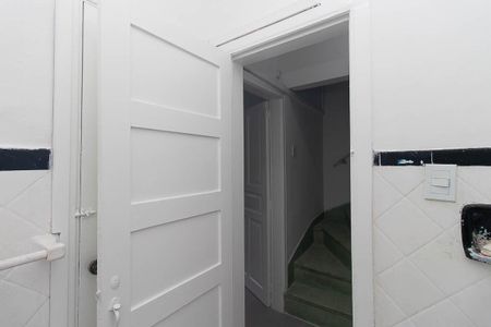 Casa para alugar com 80m², 2 quartos e sem vagaBanheiro