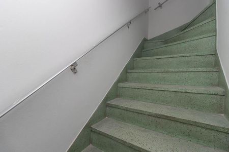 Escada de casa para alugar com 2 quartos, 80m² em Tucuruvi, São Paulo