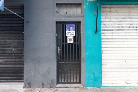 Casa para alugar com 80m², 2 quartos e sem vagaFachada