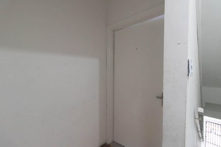 Casa para alugar com 80m², 2 quartos e sem vagaEntrada