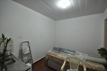 Casa à venda com 132m², 2 quartos e 1 vagaQuarto de Serviço