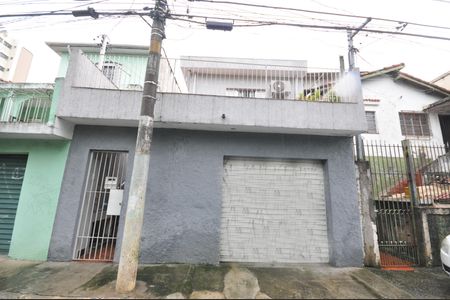 Casa à venda com 132m², 2 quartos e 1 vagaFachada