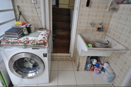 Casa à venda com 132m², 2 quartos e 1 vagaÁrea de Serviço 2