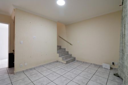 Casa para alugar com 2 quartos, 85m² em Jardim Ponte Rasa, São Paulo