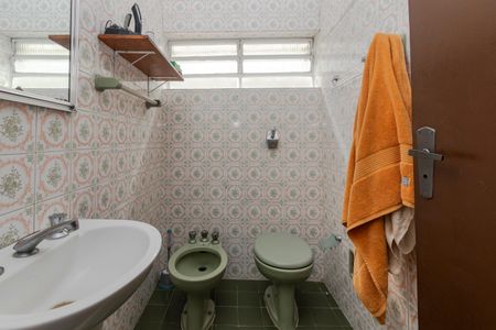 Casa à venda com 113m², 2 quartos e 2 vagasBanheiro Social