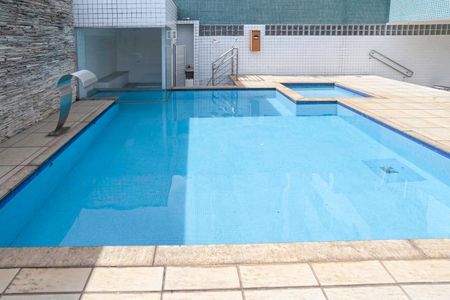 Apartamento à venda com 174m², 3 quartos e 3 vagasÁrea comum - Piscina