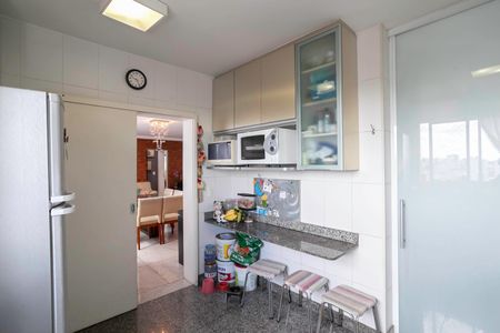 Apartamento à venda com 174m², 3 quartos e 3 vagasCozinha
