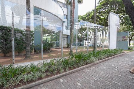 Apartamento à venda com 174m², 3 quartos e 3 vagasFachada