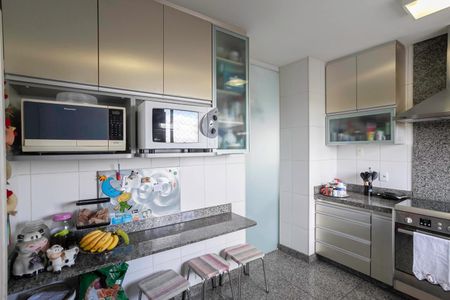 Apartamento à venda com 174m², 3 quartos e 3 vagasCozinha