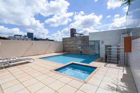 Apartamento à venda com 174m², 3 quartos e 3 vagasÁrea comum - Piscina