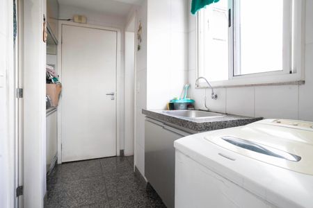 Apartamento à venda com 174m², 3 quartos e 3 vagasÁrea de serviço 
