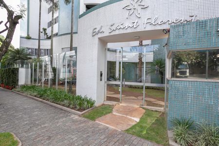 Apartamento à venda com 174m², 3 quartos e 3 vagasFachada