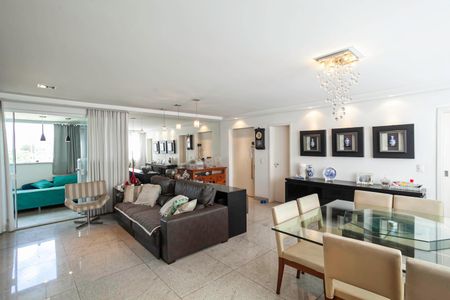 Apartamento à venda com 174m², 3 quartos e 3 vagasSala