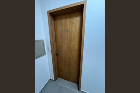 Casa de condomínio para alugar com 33m², 1 quarto e sem vagaEntrada