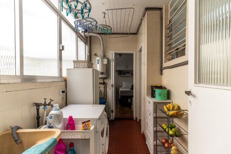 Apartamento à venda com 120m², 3 quartos e 1 vagaÁrea de Serviço