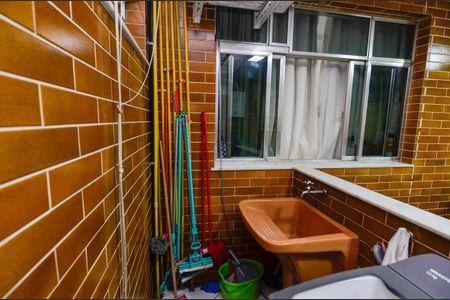 Apartamento à venda com 132m², 3 quartos e 1 vagaÁrea de Serviço