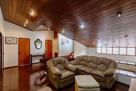 Casa para alugar com 359m², 4 quartos e 3 vagas Casa para alugar com 359m², 4 quartos e 3 vagasSala