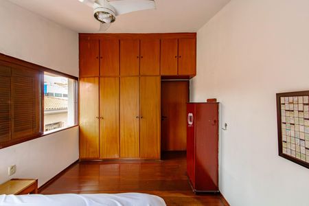 Quarto de casa para alugar com 4 quartos, 359m² em Vila Gumercindo, São Paulo