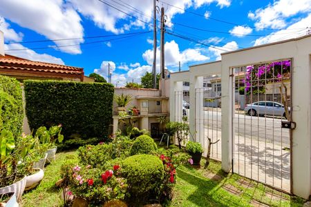 Casa para alugar com 359m², 4 quartos e 3 vagas Casa para alugar com 359m², 4 quartos e 3 vagasÁrea externa