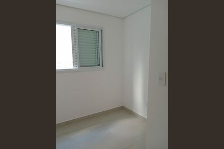 Apartamento à venda com 2 quartos, 43m² em Vila Mazzei, Santo André