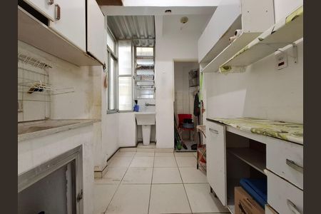 Apartamento à venda com 52m², 2 quartos e sem vaga Apartamento à venda com 52m², 2 quartos e sem vagaCozinha e Área de Serviço
