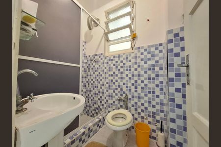 Apartamento à venda com 52m², 2 quartos e sem vaga Apartamento à venda com 52m², 2 quartos e sem vagaBanheiro