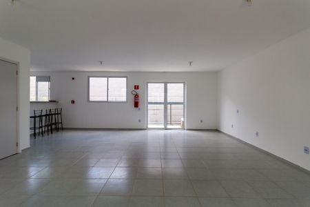 Apartamento para alugar com 32m², 1 quarto e sem vagaÁrea comum - Salão de festas