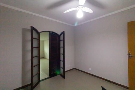 Casa à venda com 120m², 4 quartos e 2 vagas Casa à venda com 120m², 4 quartos e 2 vagasQuarto 2