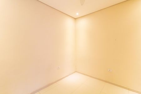 Casa à venda com 120m², 4 quartos e 2 vagas Casa à venda com 120m², 4 quartos e 2 vagasQuarto 4