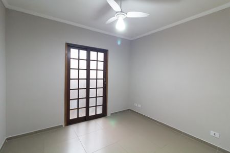 Casa à venda com 120m², 4 quartos e 2 vagas Casa à venda com 120m², 4 quartos e 2 vagasQuarto 1